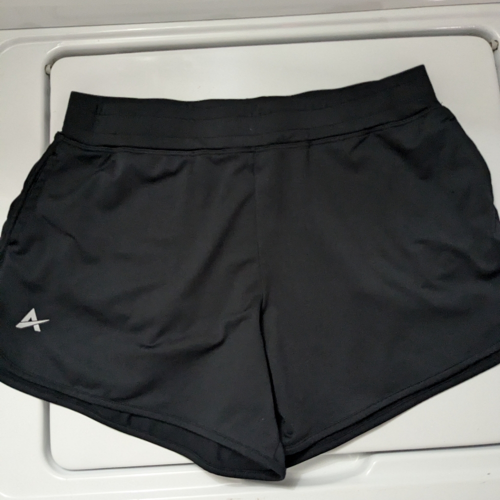 Black Women's Shorts Artic Cool Size Medium